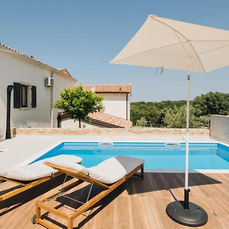 Heritage New Stone Villa Allegra - Private Swimming Pool & Garden Valtura