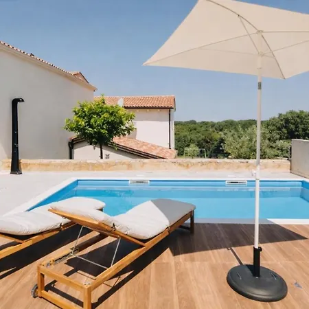 Heritage Stone Allegra 2026 - Private Swimming Pool&garden Villa Valtura