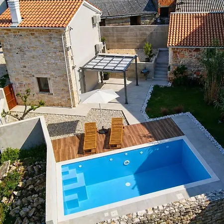 Villa Villa Allegra Design Heritage 2026 - Private Swimming Pool & Garden Valtura